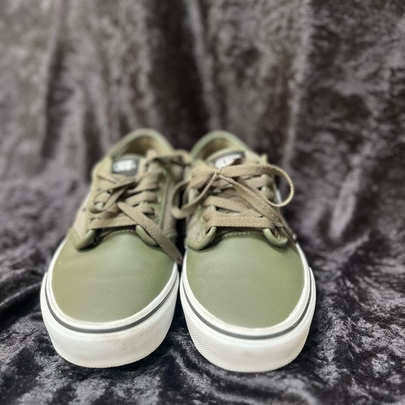 New vans - Picture 3 of 3